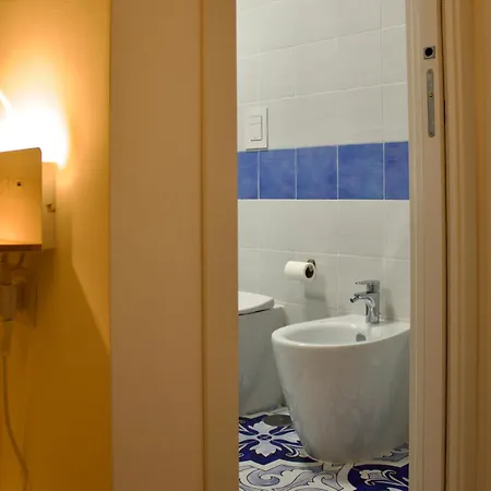 Dei Poeti 3* Nápoles