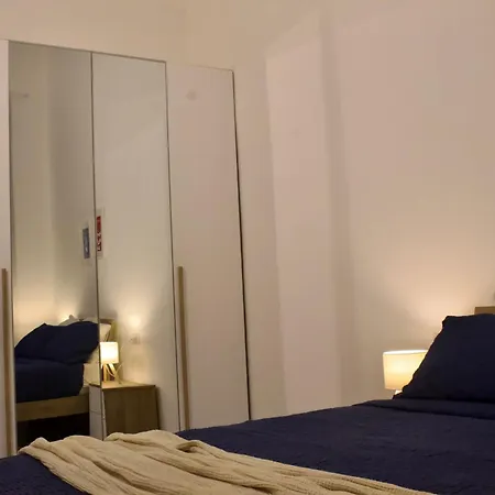 Dei Poeti 3* Nápoles